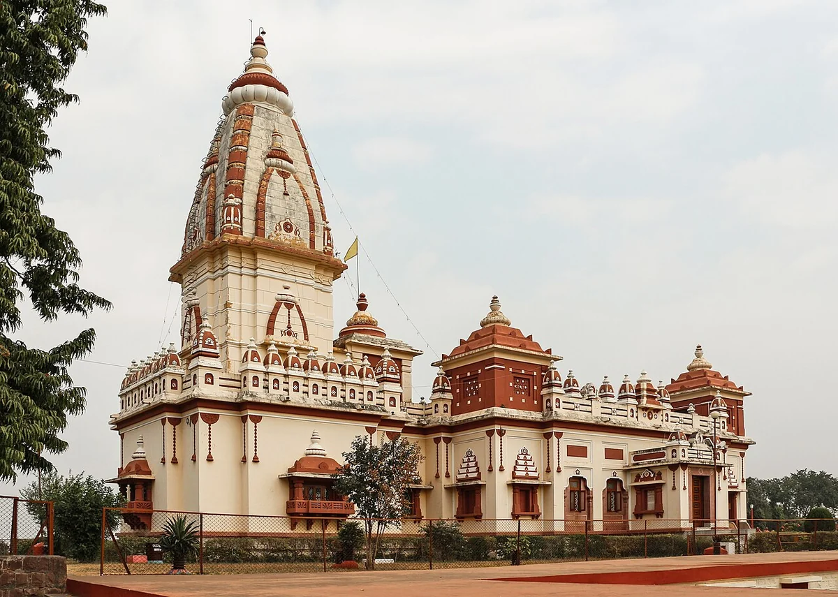 Birla Mandir / Lakshmi Narayan Temple in the Bhopal area · actual photograph