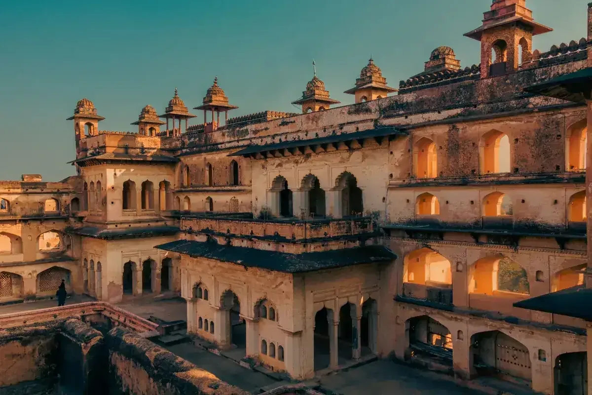 Jahangir Mahal, Orchha, at dusk