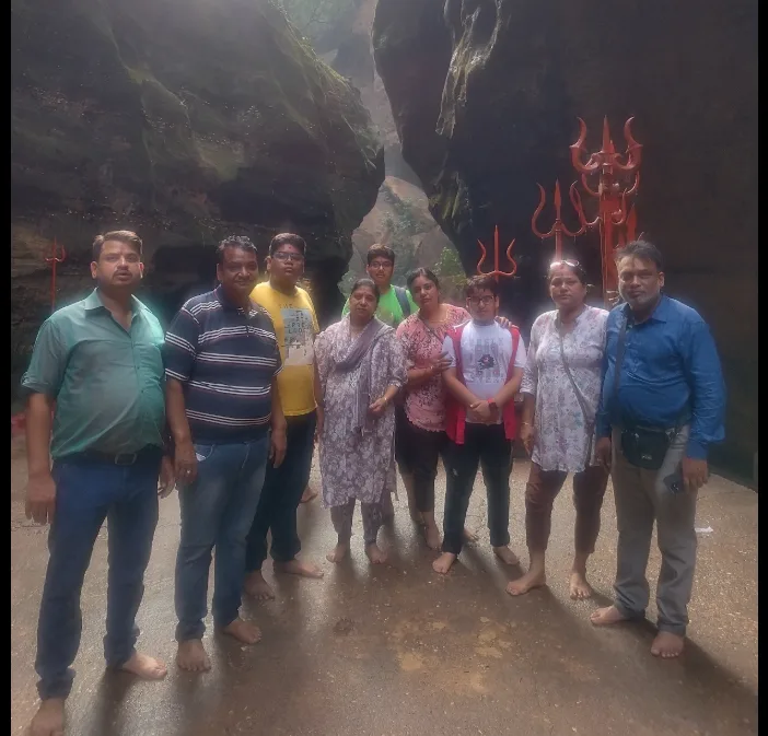 Guest group at Jatashankar, Pachmarhi