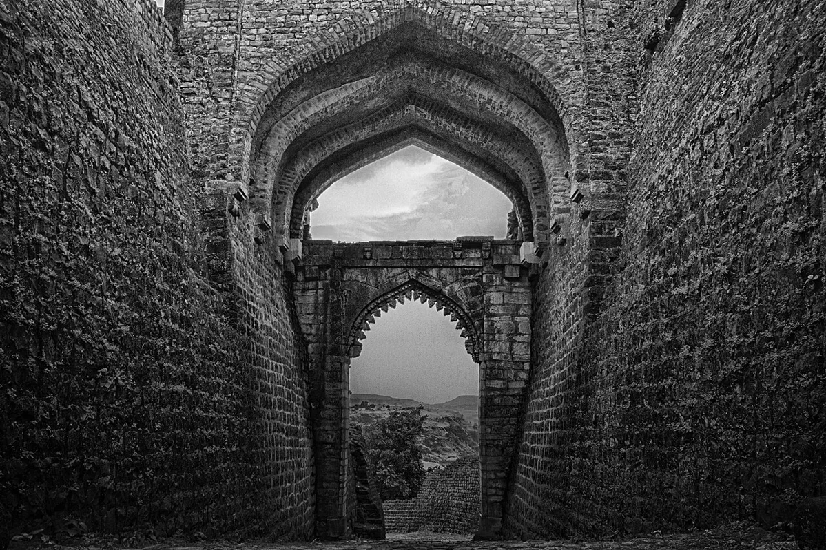 Delhi Darwaza in Mandu · actual photograph